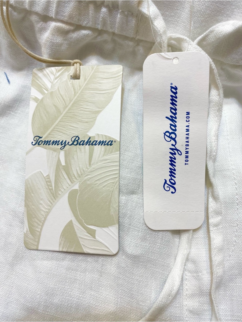 Tommy Bahama White Linen Drawstring Shorts. NWT. Size L. Loose Fit, 2 Pockets. - Picture 5 of 13